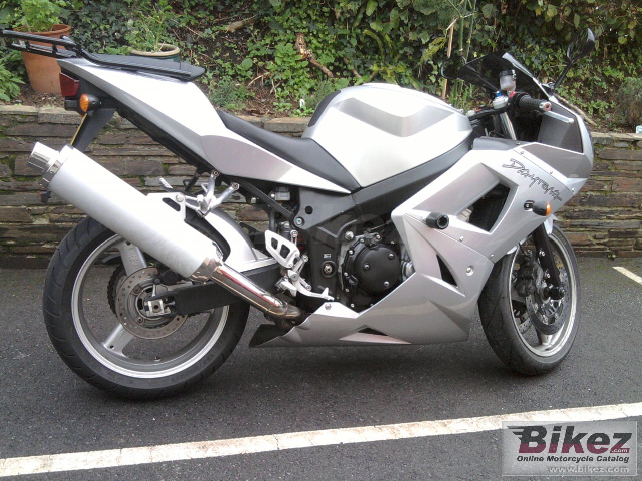 2004 triumph daytona 600 value